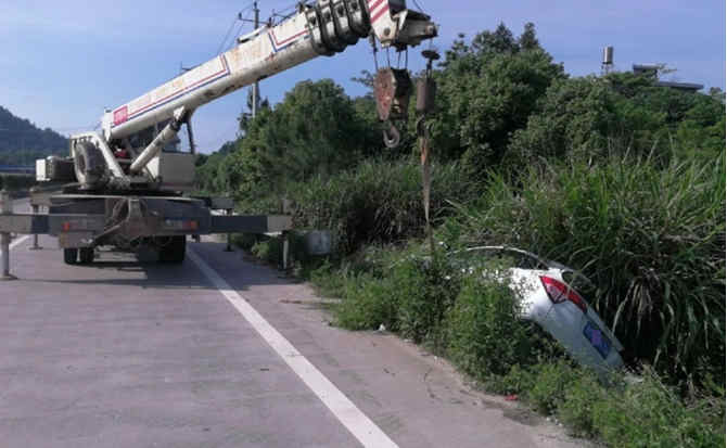 椒江区重载吊车救援 椒江区重载吊车救援